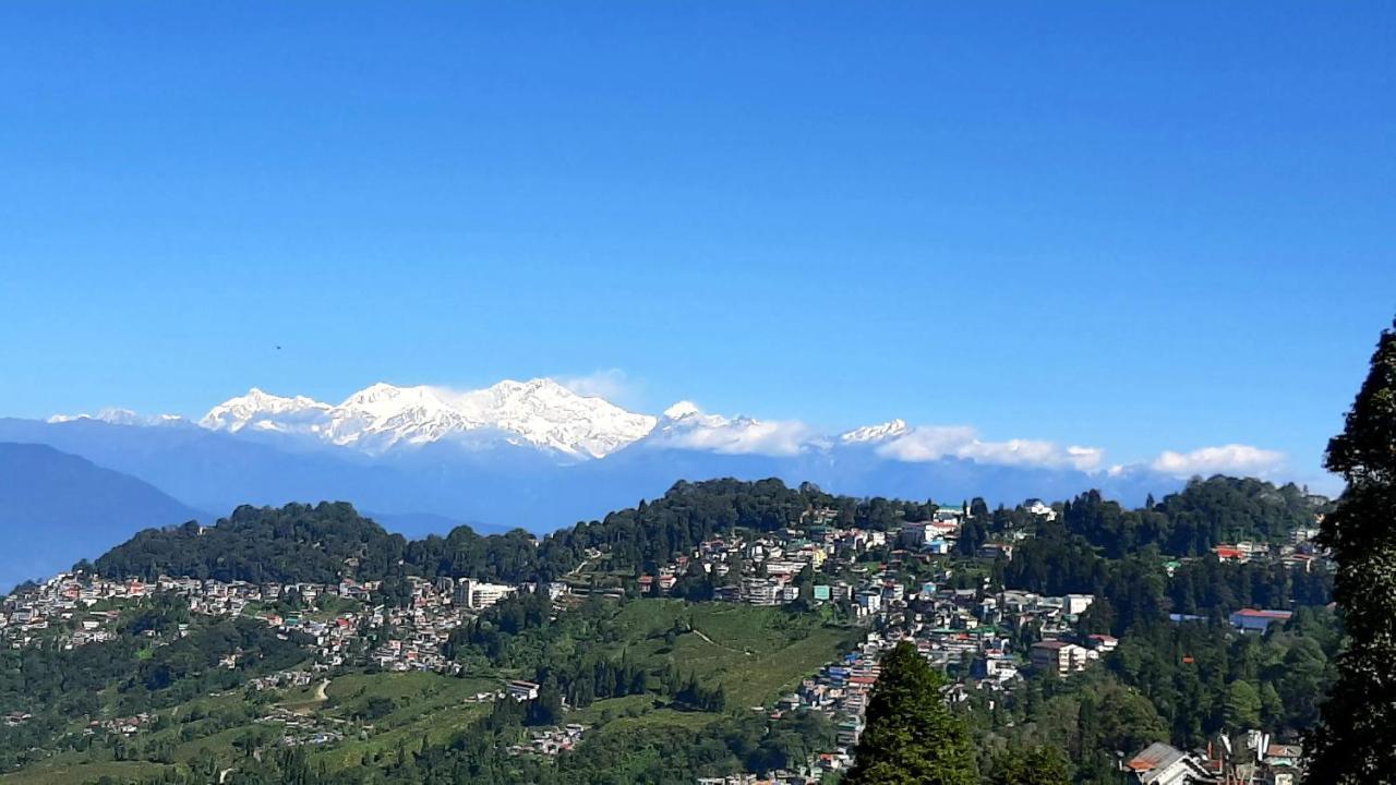 International Youth Hostel Darjeeling Дарджилинг Екстериор снимка