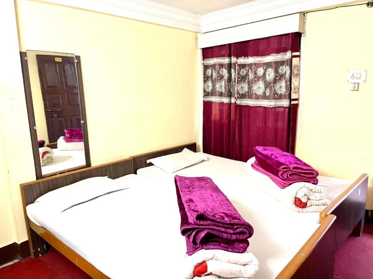 International Youth Hostel Darjeeling Дарджилинг Екстериор снимка